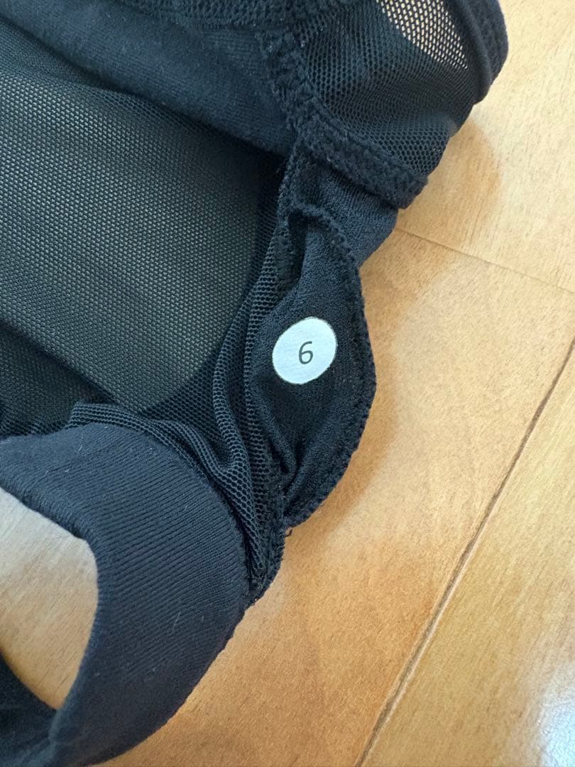 【美品】 イージーヨガ　easyoga バイユアサイドタンク ブラック　サイズ6