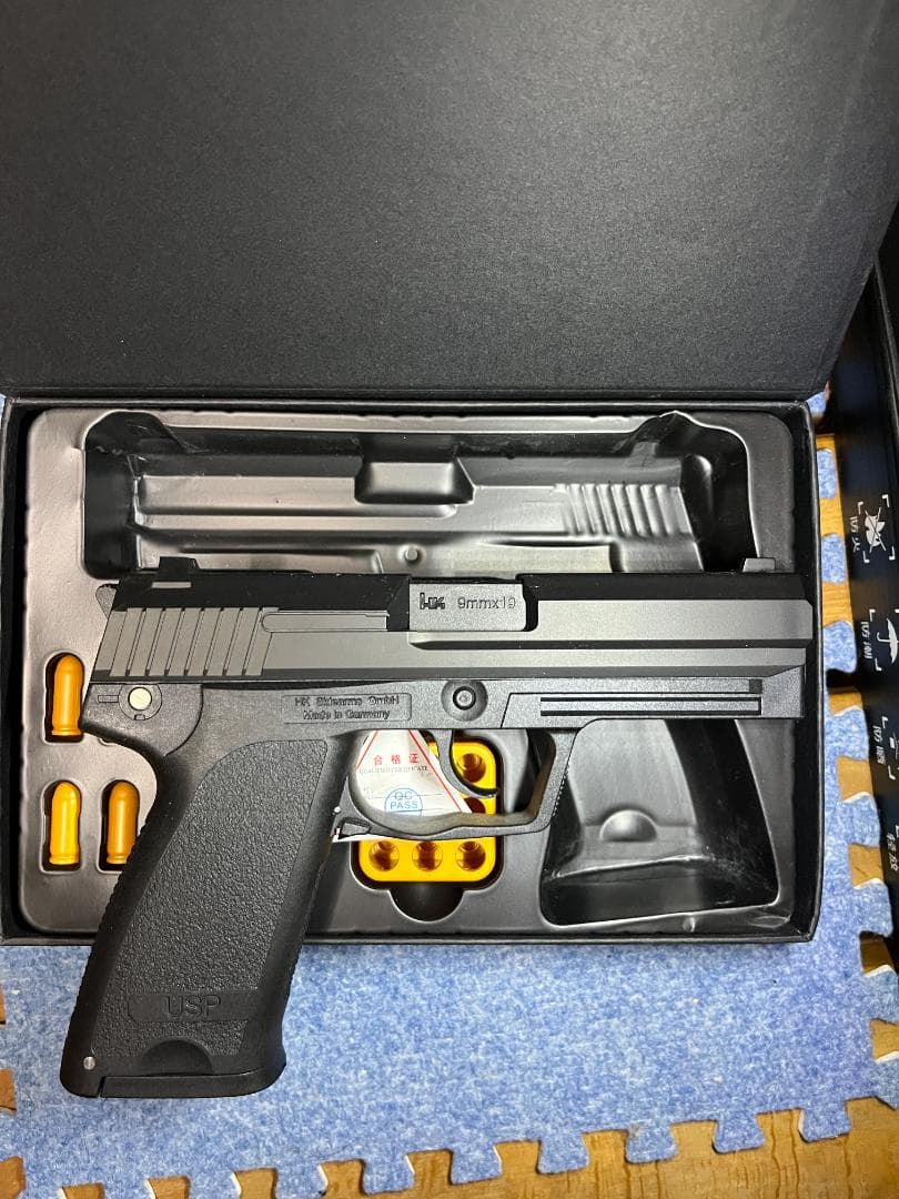レーザータイプ排莢式 トイガン Hk-USP