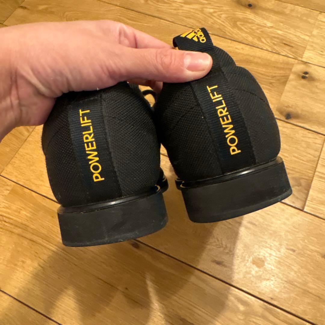 美品 adidas Powerlift ブラック 24cm