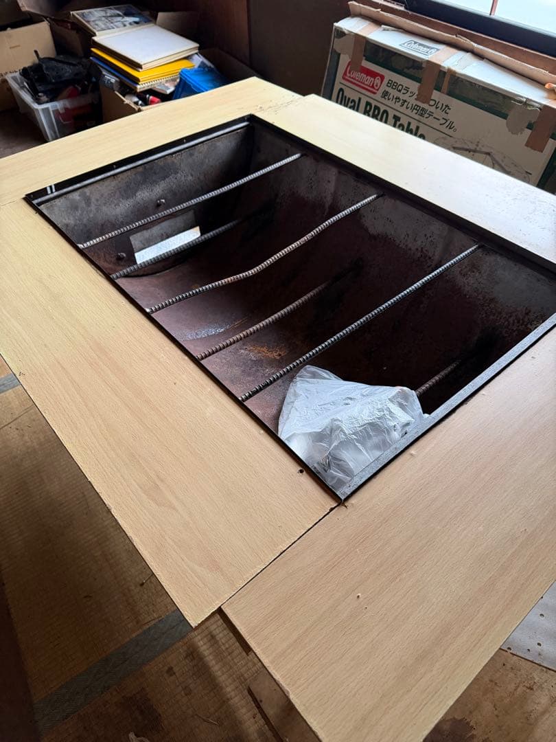 バーベキューコンロ スチール製 天板付き