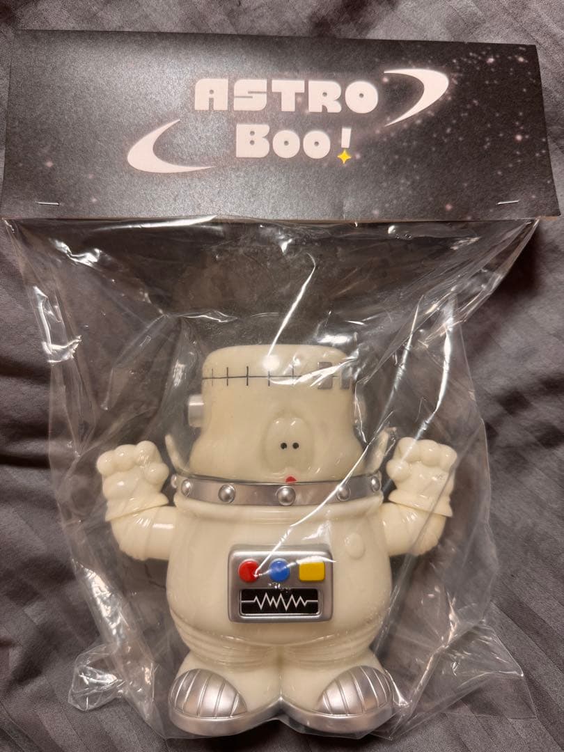 ケ*ト様 HUMAN ROBOT ASTRO BOO！　ソフビ　蓄光