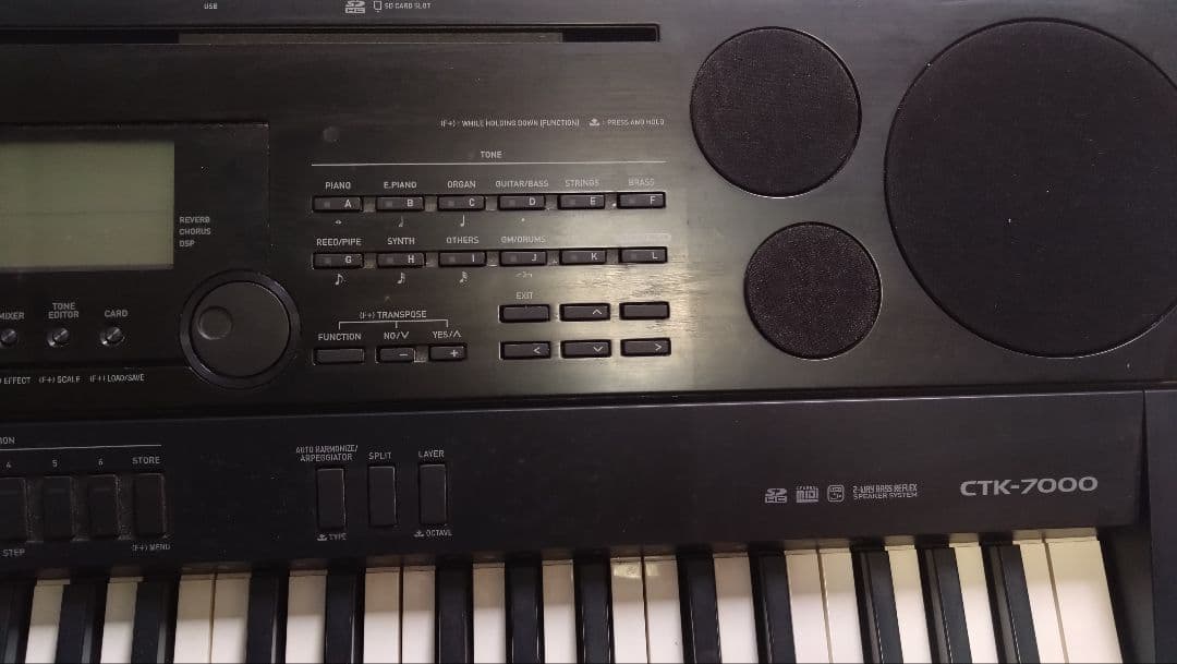 CASIO CTK-7000 多機能キーボード　キーボード