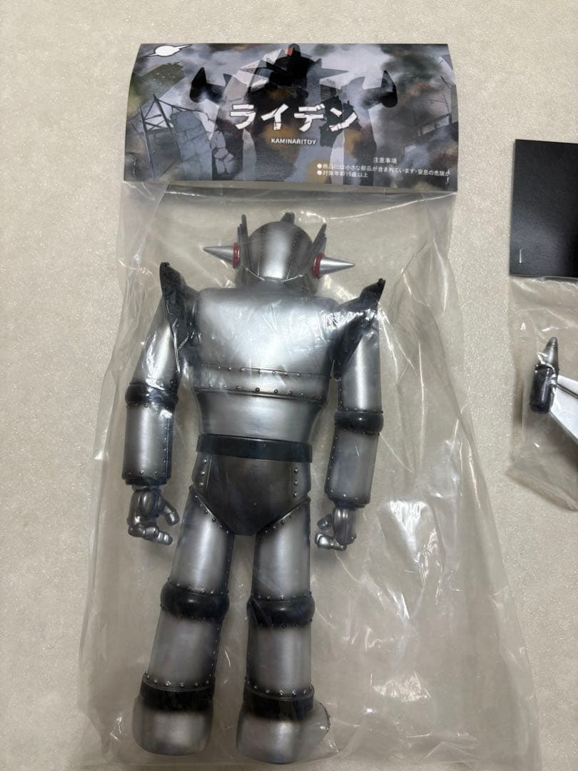 新品未開封KAMINARITOY ライデン2期