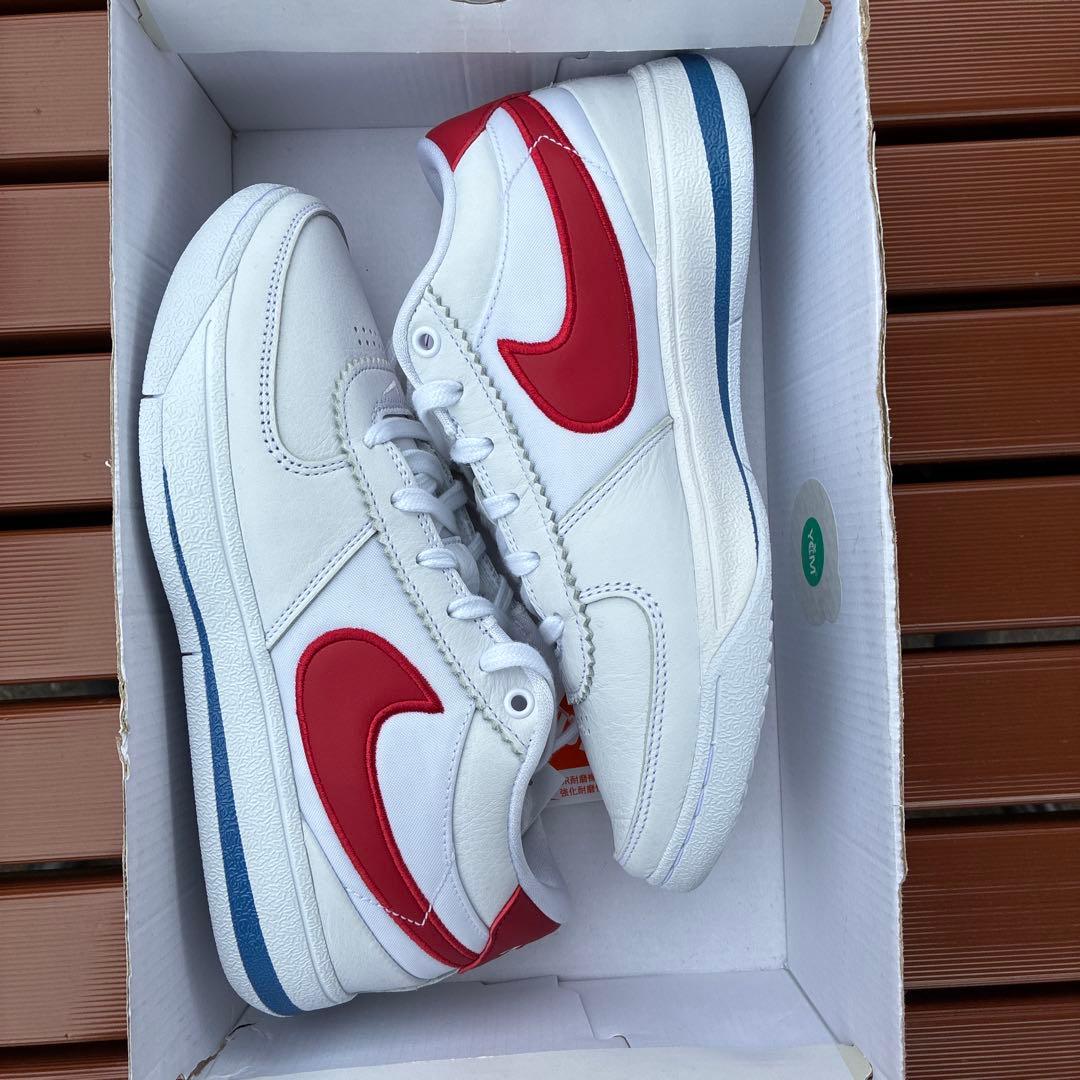 Nike BOOK1 ホワイト/レッド