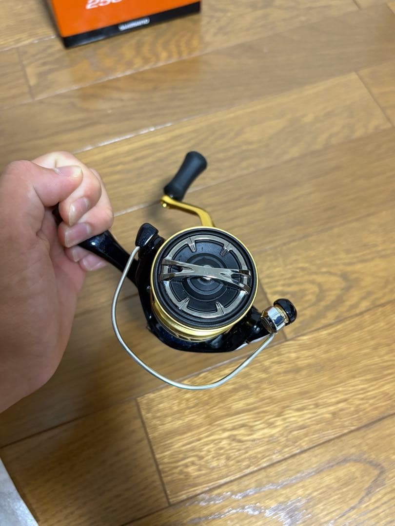 SHIMANO NASCI 2500HGS スピニングリール