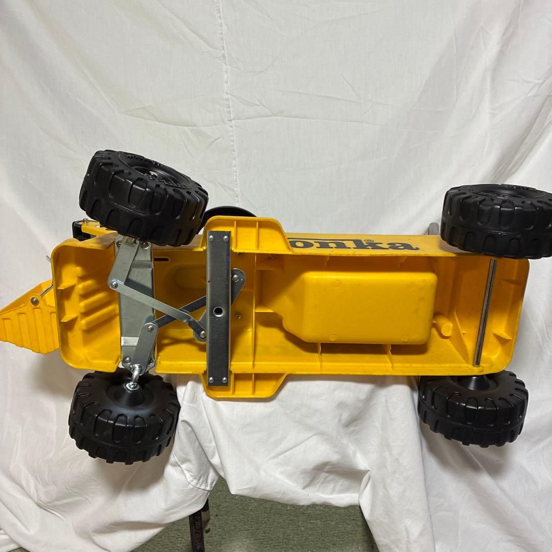 Tonka 6402 手動ショベルカー　乗用オモチャ