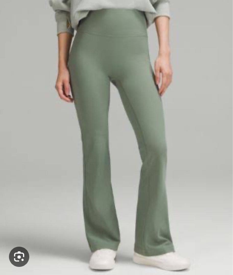 【lululemon】新品スーパーハイライズ フレアパンツ Nulu レギュラー