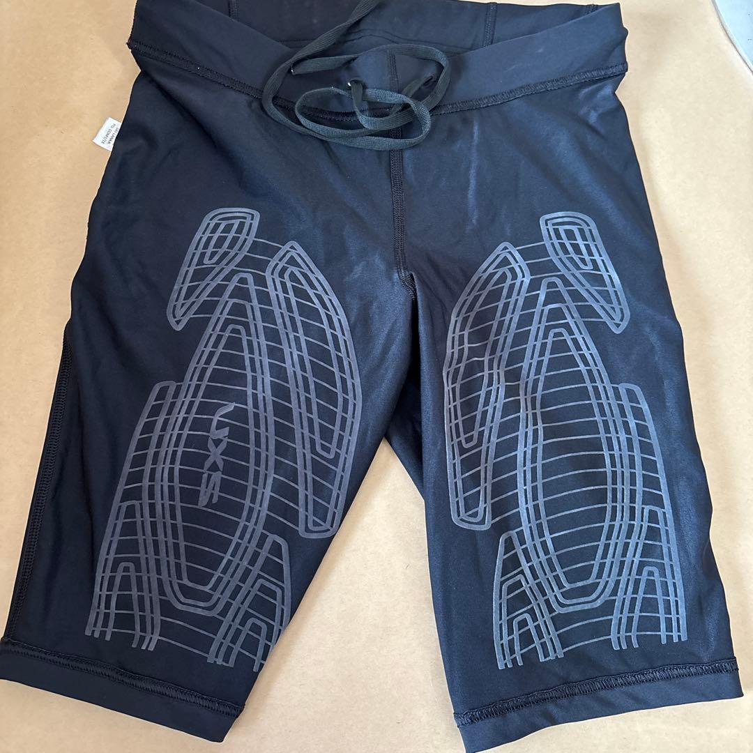 2XU スポーツタイツ 黒 レディース