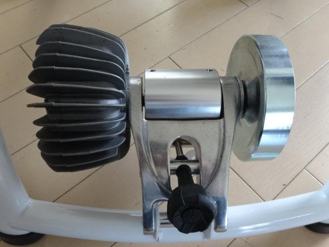 GIANT ジャイアント CYCLOTRON FLUID サイクルトレーナー