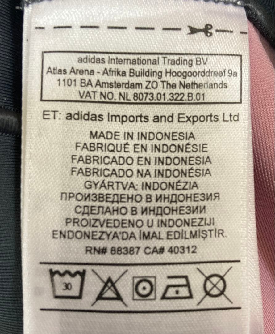 adidas レギンス　OT