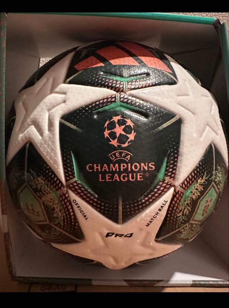 【国内正規店購入】UEFAチャンピオンズリーグ　フィナーレ　ミュンヘンプロ5号球