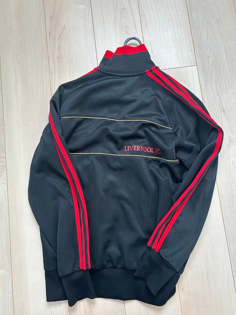 adidas リヴァプールFC ジャケット 黒/赤