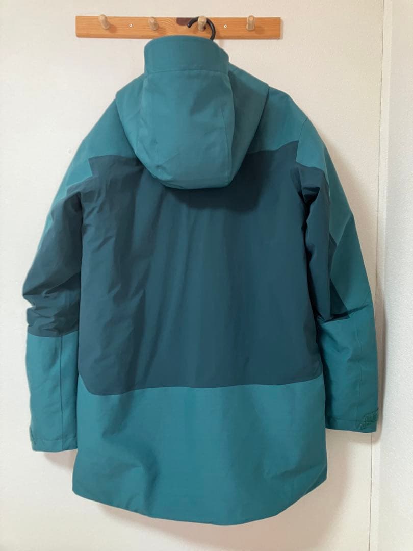 SALOMON スノーボードジャケット 緑