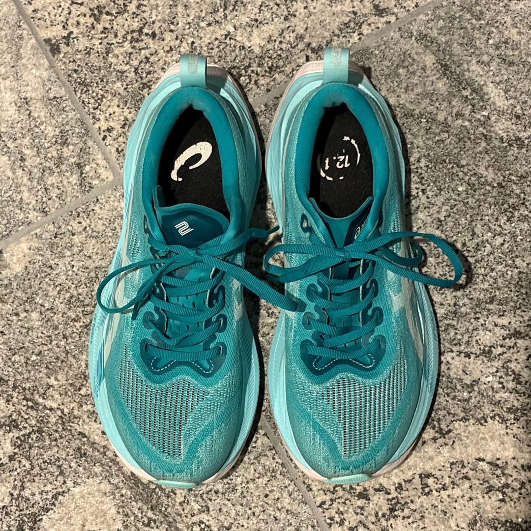 お値下げしました！ASICS SUPERBLAST 2 ランニングシューズ