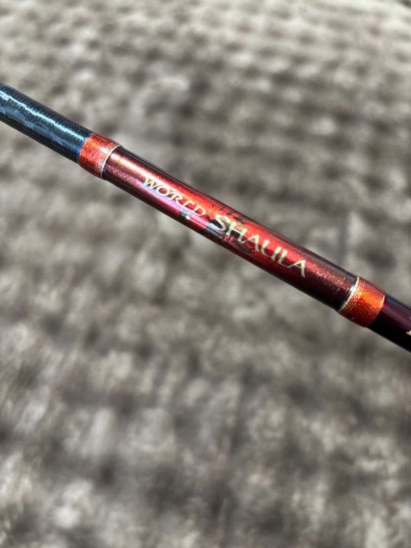 シマノ　ワールドシャウラ　１６５２Ｒ－２　ＳＨＩＭＡＮＯ