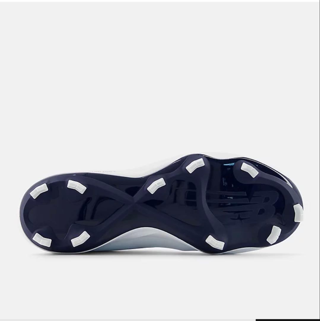 New Balance FuelCell スパイク ホワイト/ネイビー