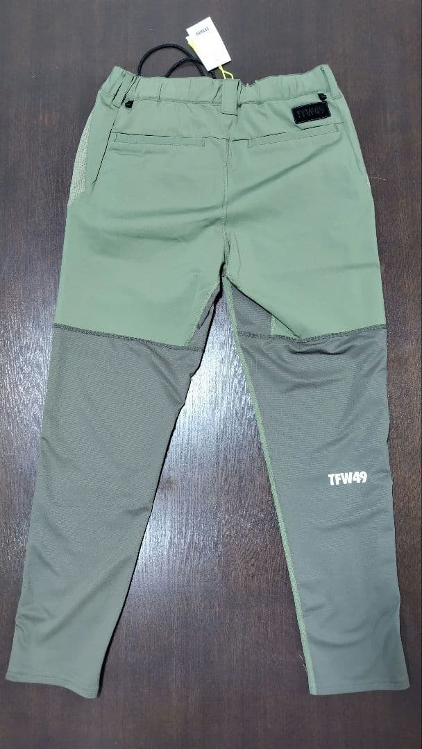 新品未使用　売切れ商品　TFW49 ストレッチパンツ