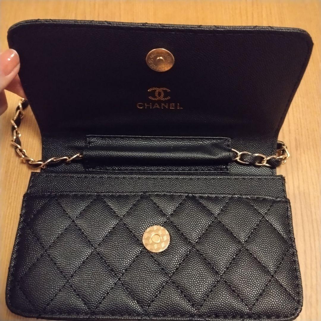 CHANEL ブラック チェーンウォレット　ゴールド　ショルダーバッグ　シャネル