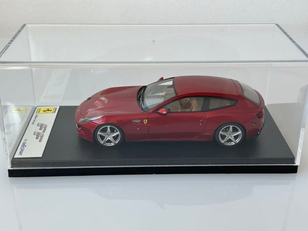 Ferrari looksmart FF 1/43 ミニカー 赤