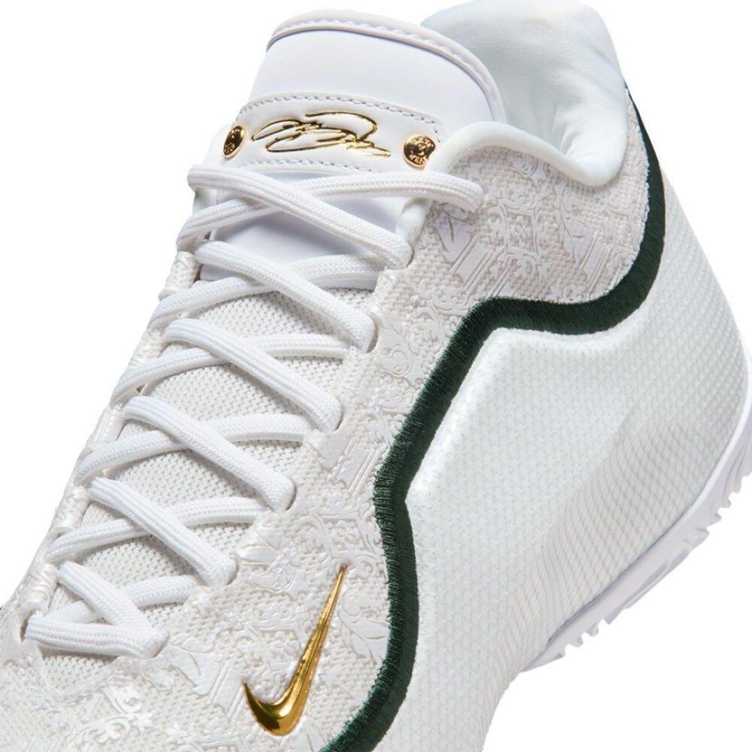 NIKE　レブロン23　バスケットシューズ