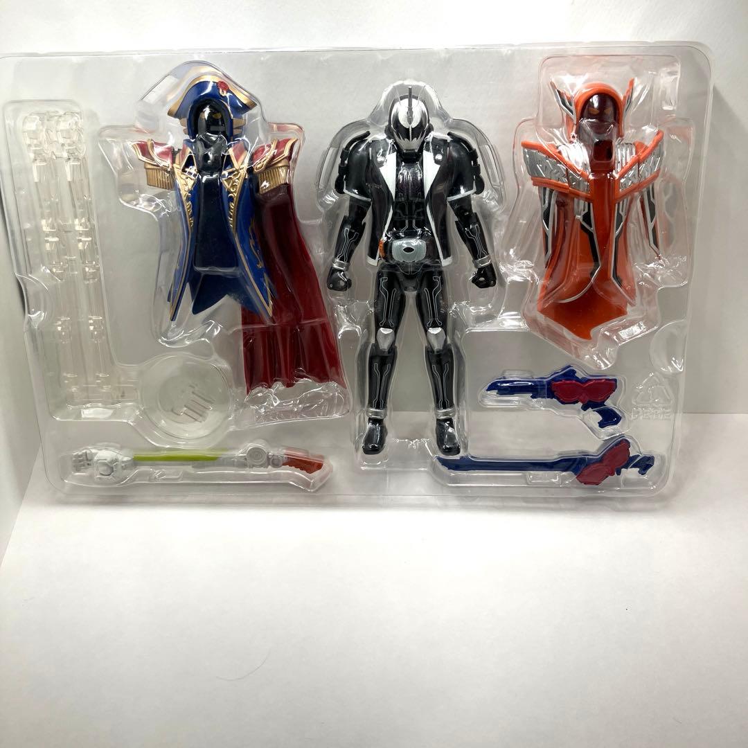 仮面ライダーゴースト ダーク＆ナポレオン& ダーウィンセット　おまけ付き