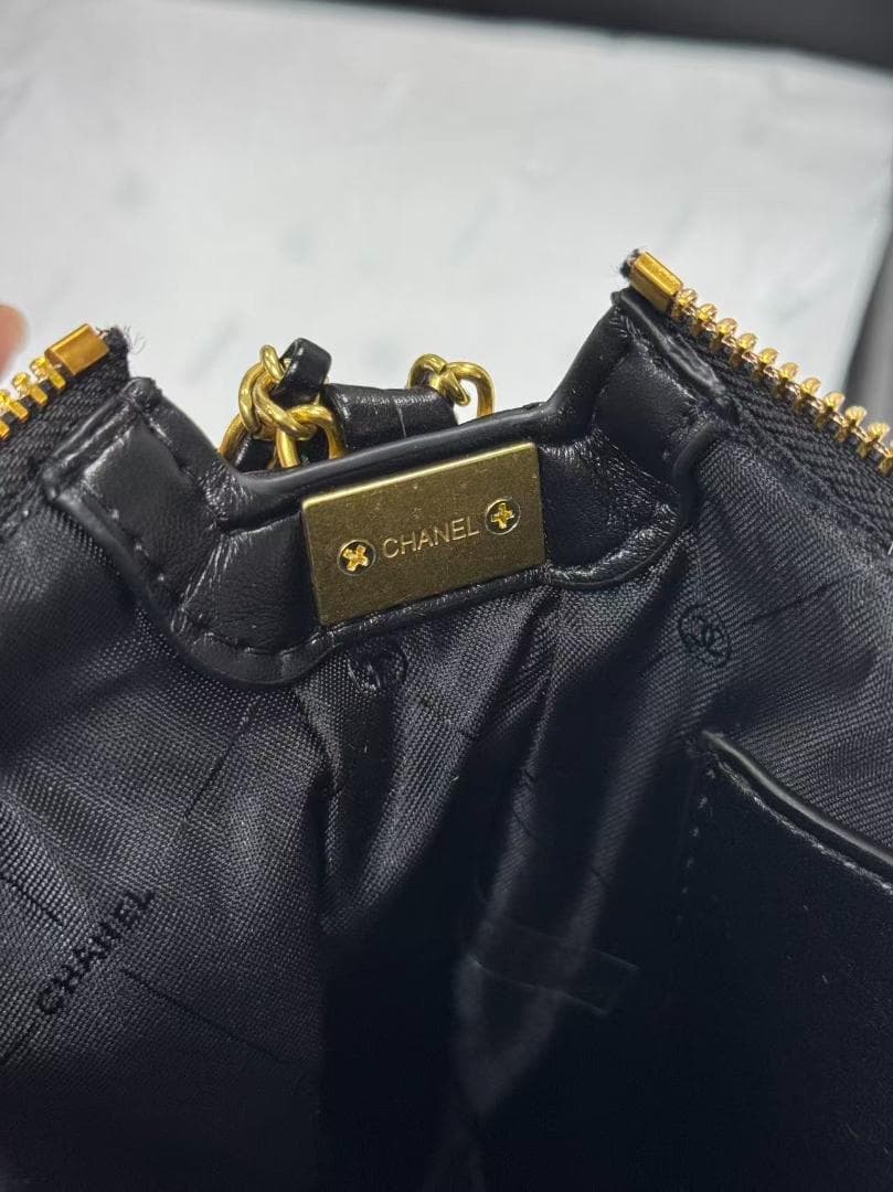 VIP顧客限定 非売品ブラック レザー ショルダーバッグdy