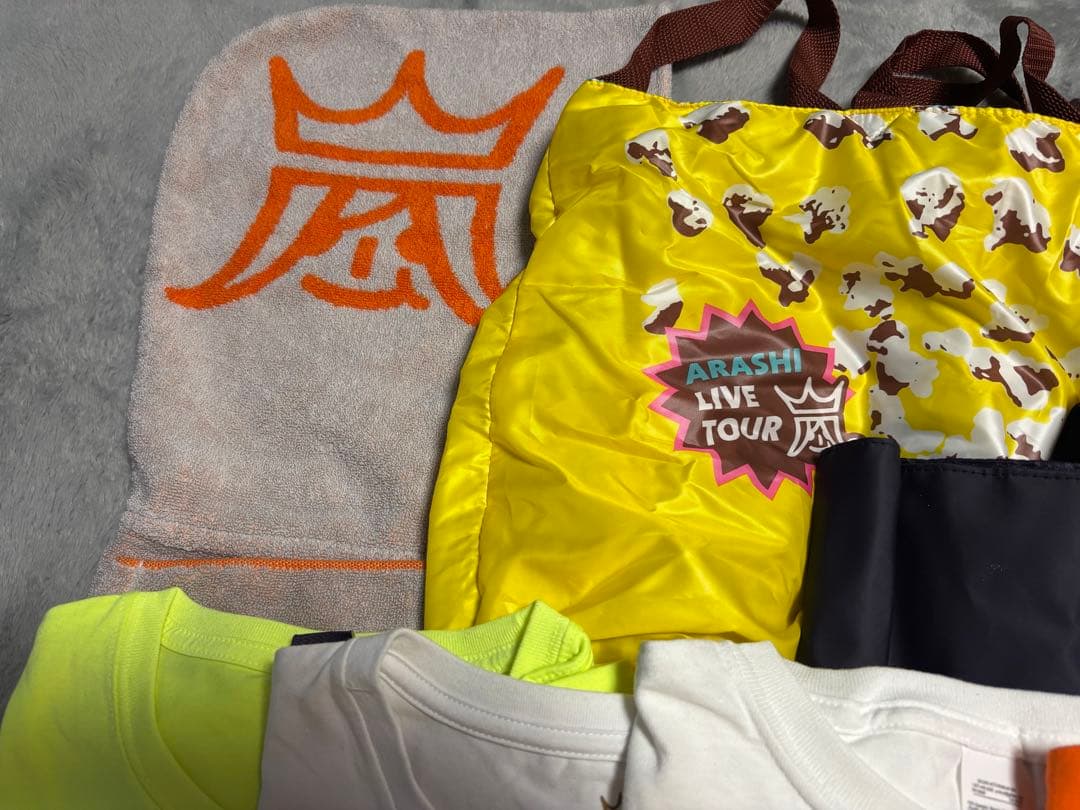 嵐　ライブグッズ　詰め合わせ　ARASHI Tシャツ　トートバッグ　タオル