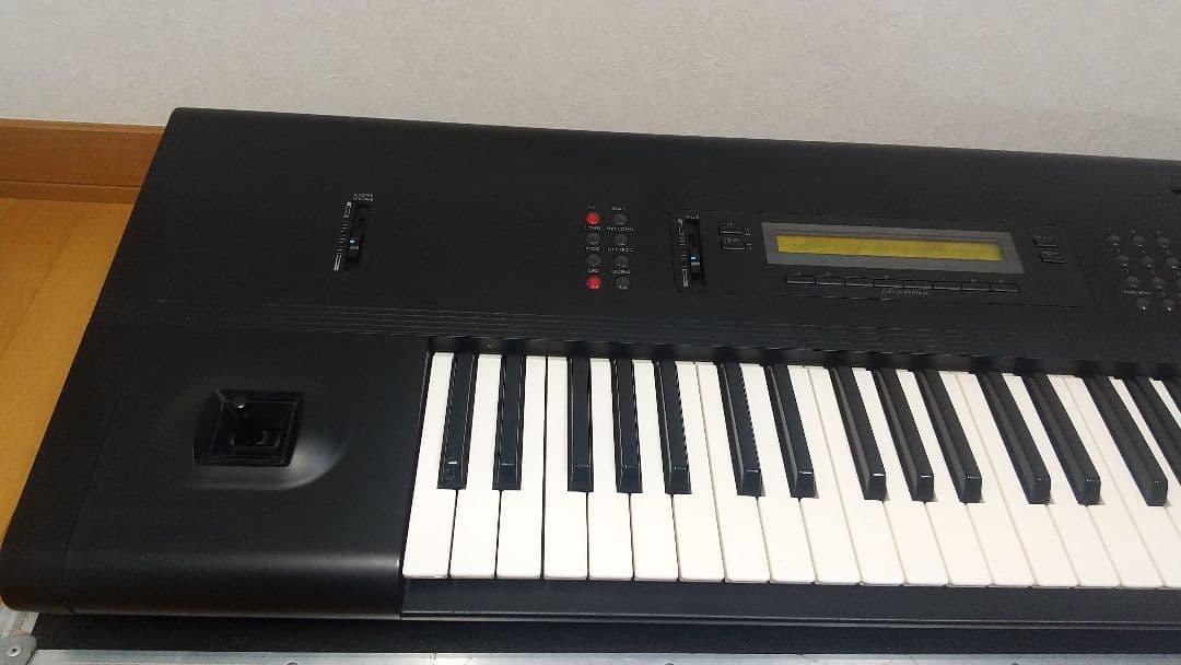 【名機】KORG コルグ M1 ミュージックワークステーション シンセサイザー