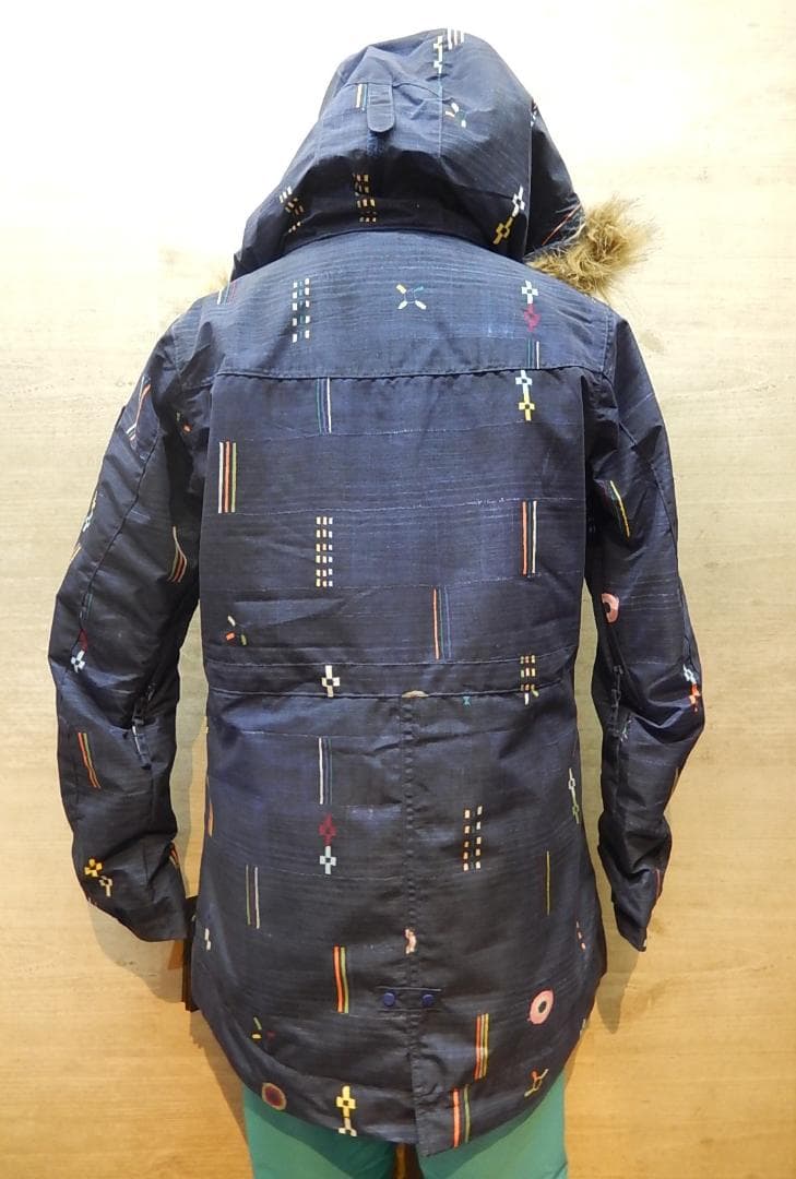 新品未使用 BURTON キッズ ガールズ ウェアー上下セット M（約130）