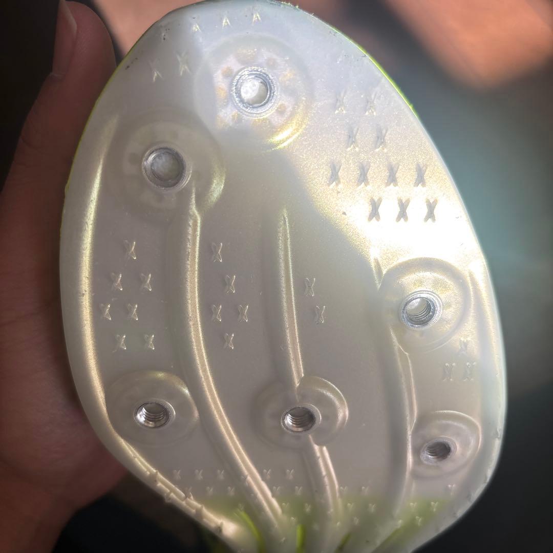 adidas primeSP4 スパイクシューズ 蛍光イエロー