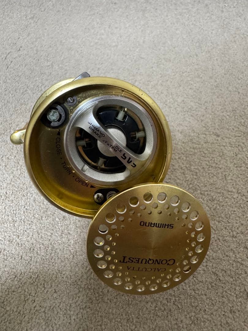 シマノ　カルカッタ　コンクエスト200 右巻き