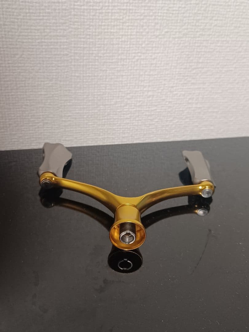 美品　ダイワ　フリームス　純正ダブルハンドル　ノブ　ゴメクサス