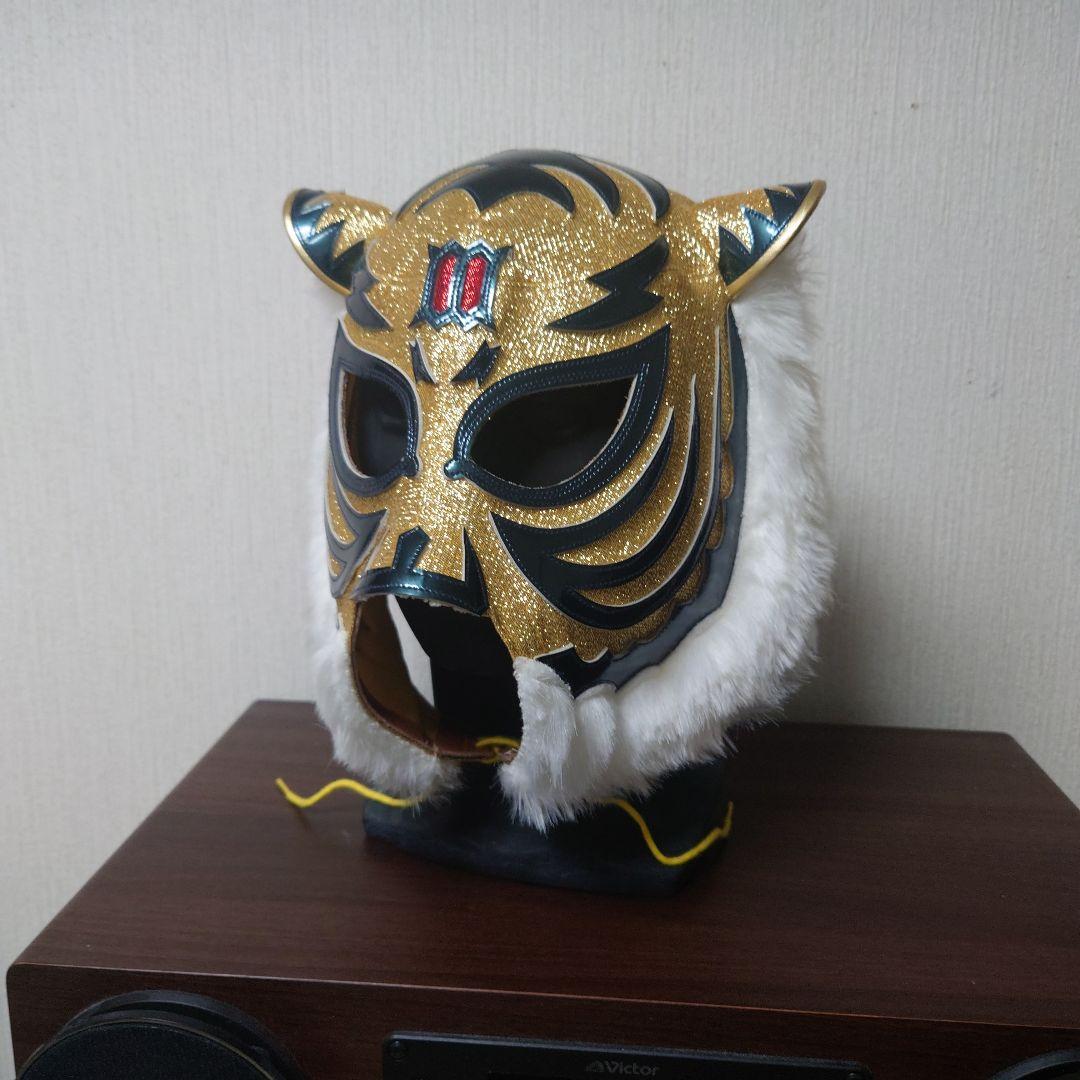 本日限定価格 直筆サイン入り)初代タイガーマスクのプロレスマスク ブルメタⅢマー