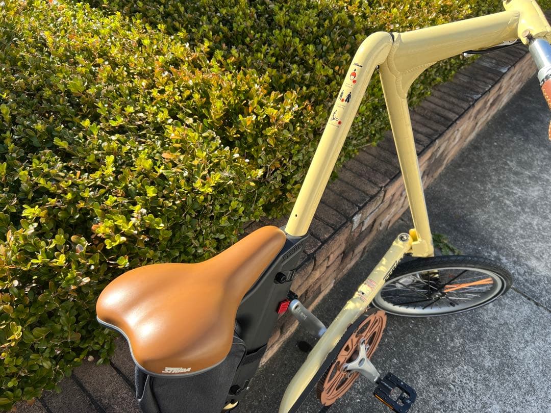 【日曜日まで限定価格】STRiDA SX カスタム　18インチ　クリーム