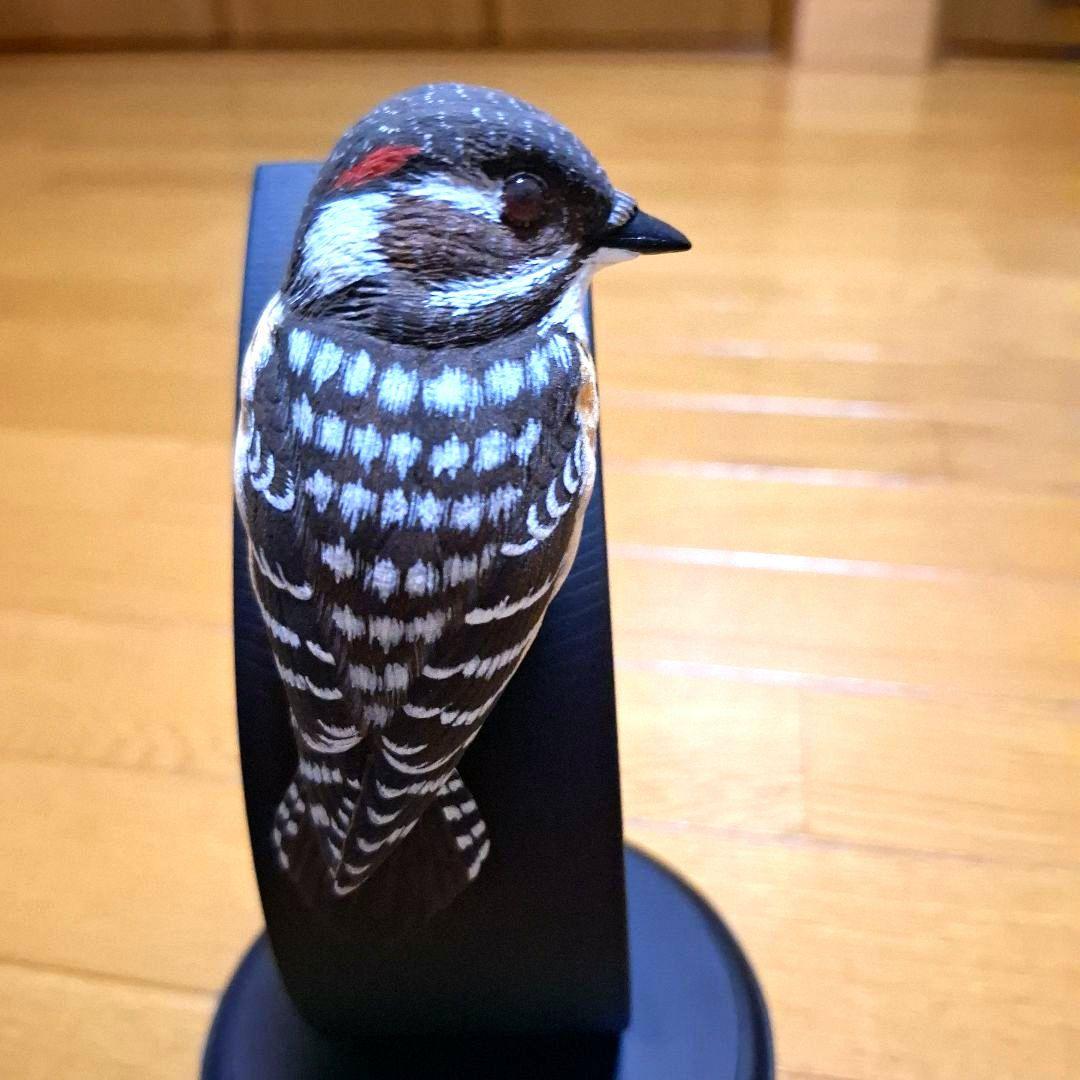 コゲラ　バードカービング　木製のリアルな鳥の置物