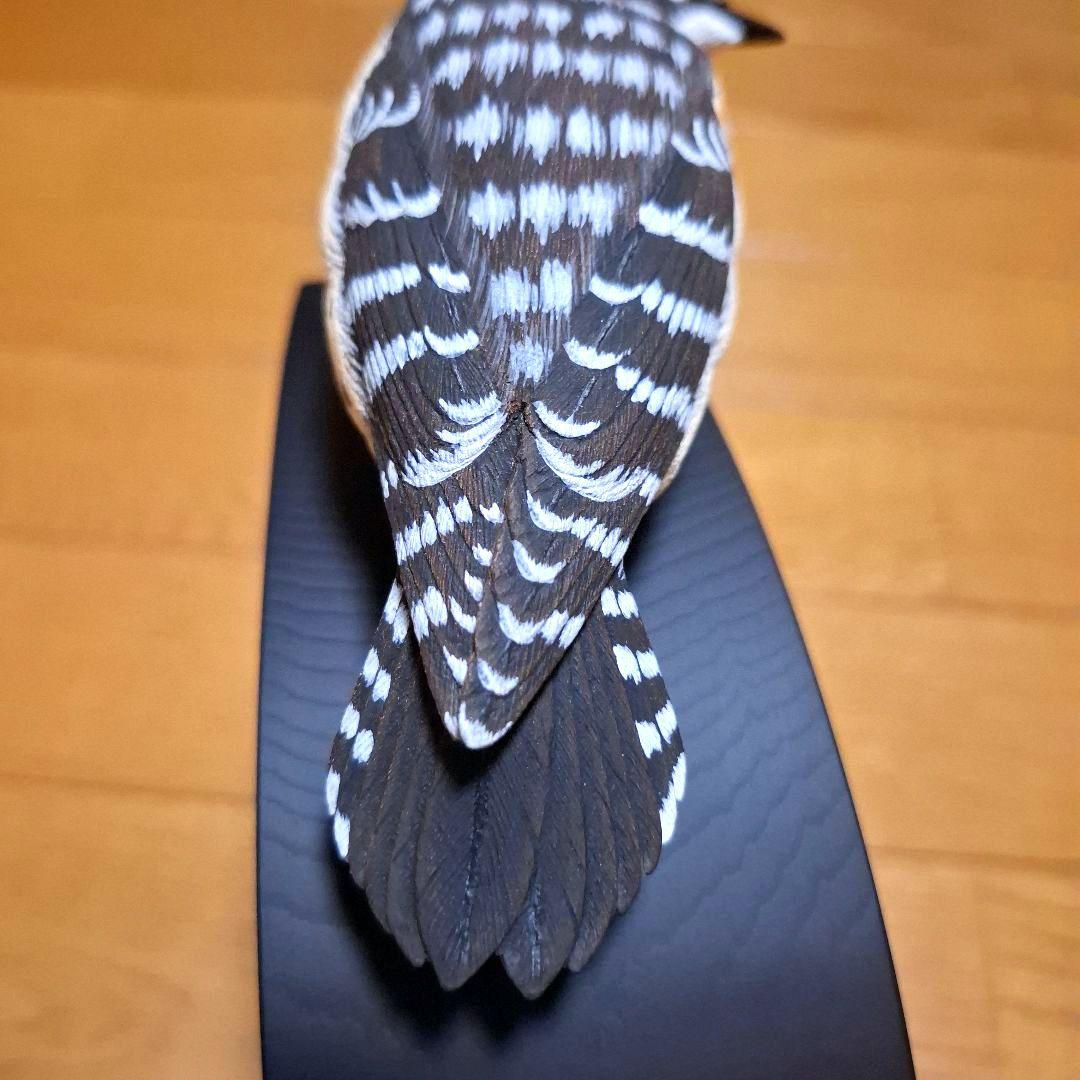 コゲラ　バードカービング　木製のリアルな鳥の置物
