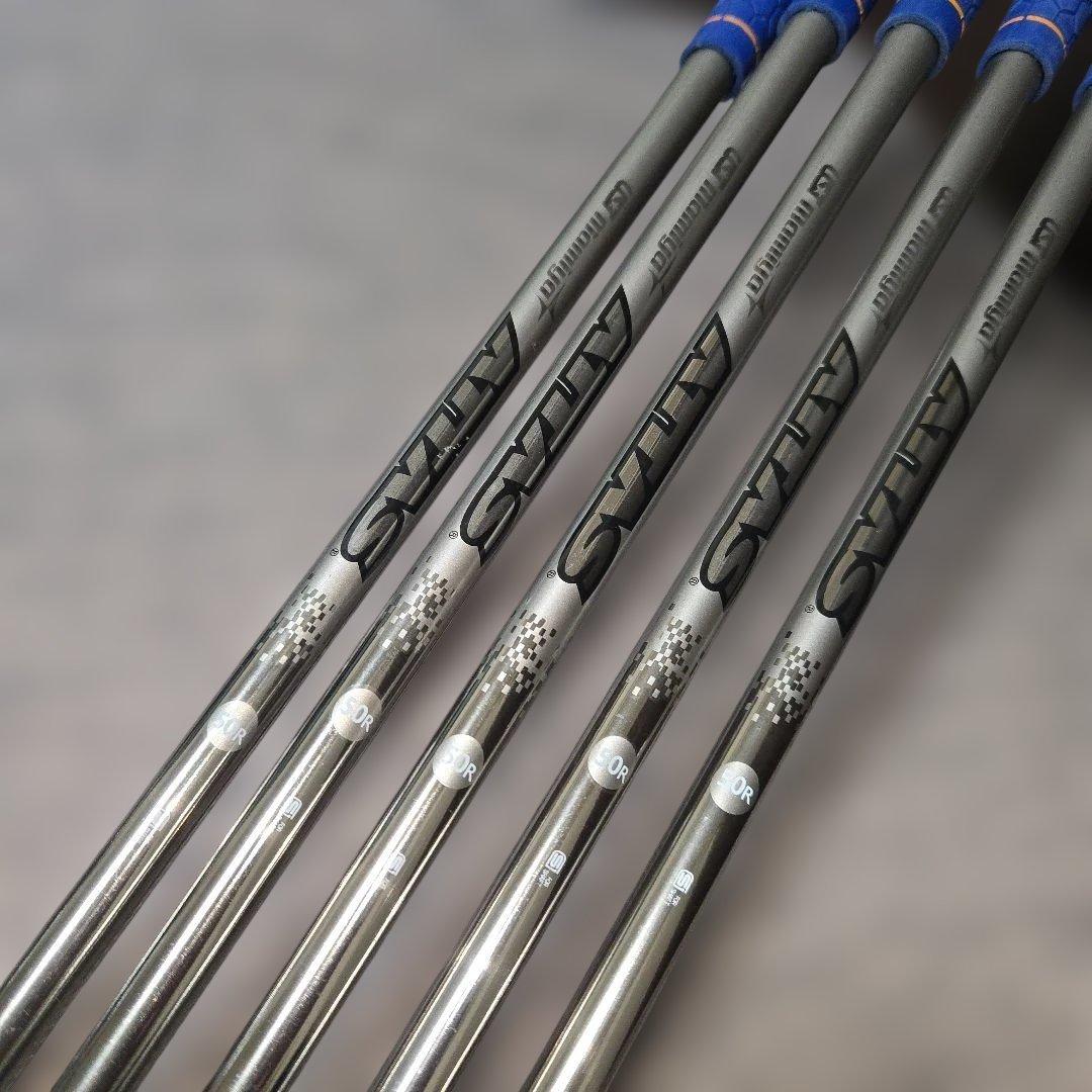 TaylorMade P790 レッドブルコラボ　限定アイアン　5本セット②