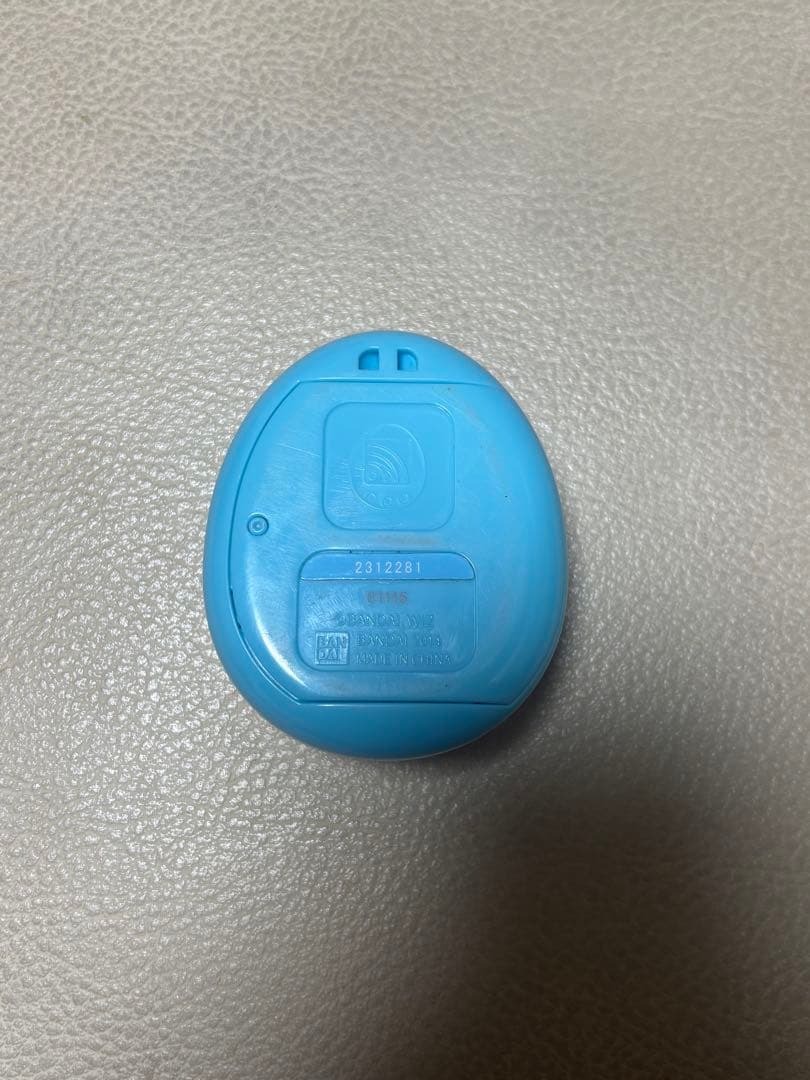 BANDAI Tamagotchi 4U+ 青色 元箱付き