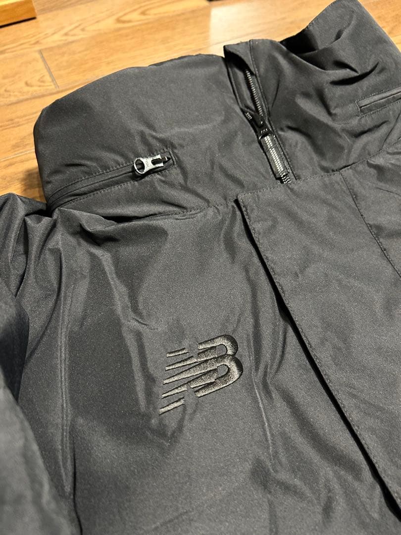 【新品】ニューバランス Black Out フィールドパデッドコート