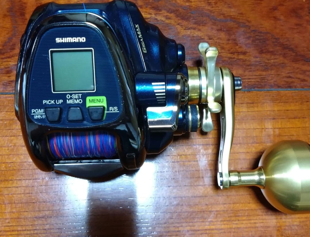 使用僅少！シマノビーストマスター2000 動作確認済　電動リール　SHIMANO