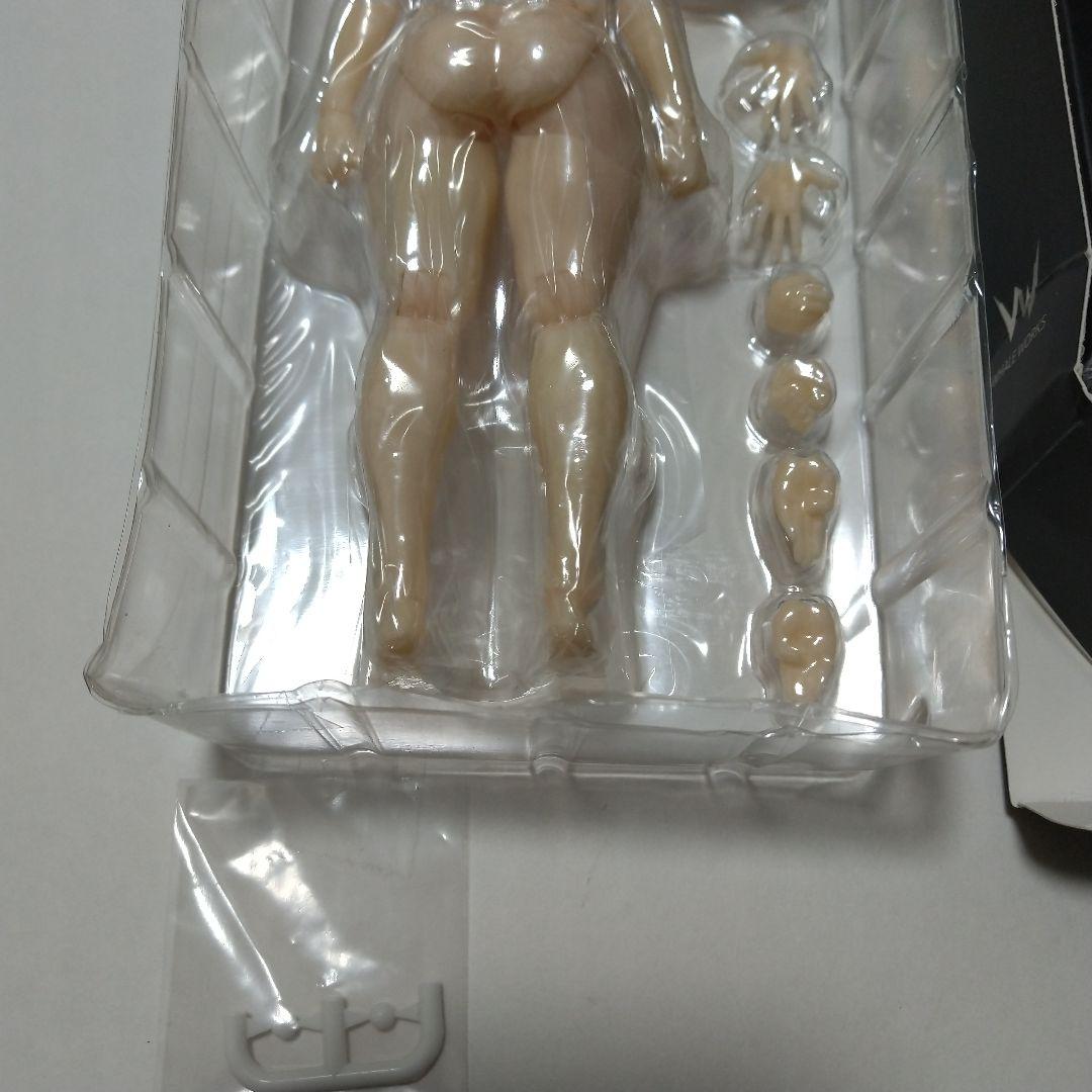 WHALE WORKS 1/12 白肌　ボディ　RIN 凛　眼球可動式ヘッド