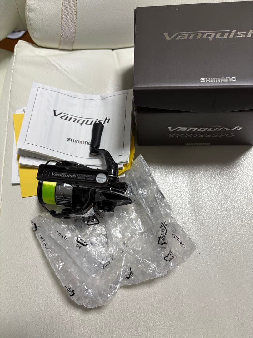 コ*ロ様 SHIMANO Vanquish 1000SSSPG スピニングリール