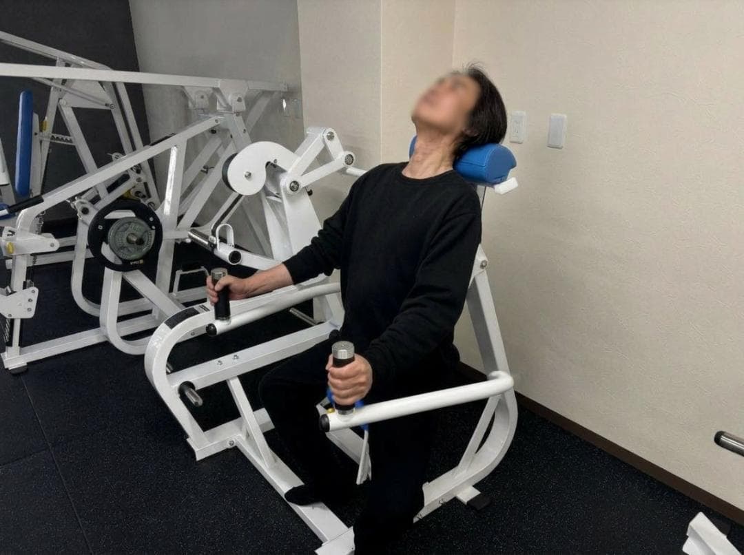 【最終値下】首強化、スマホ首対策に！上下左右４方向首専用マシン 愛知近県配送可