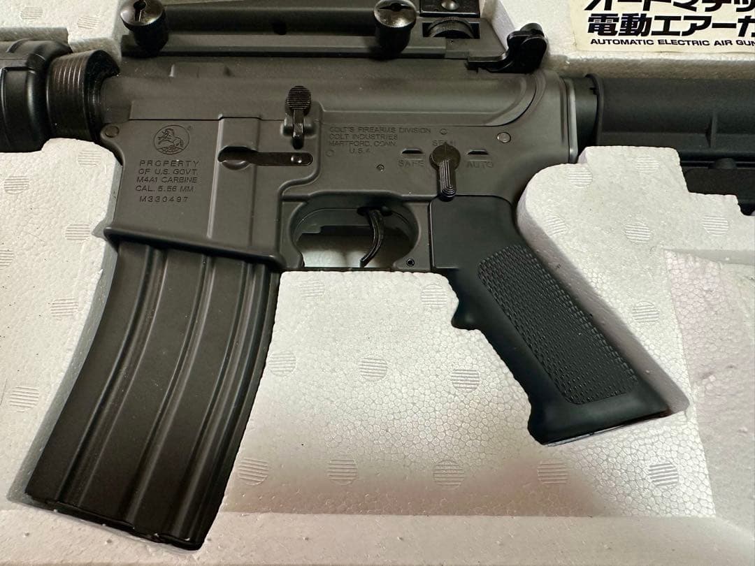 未使用 東京マルイ 電動ガン Colt M4 A1 CARBINE