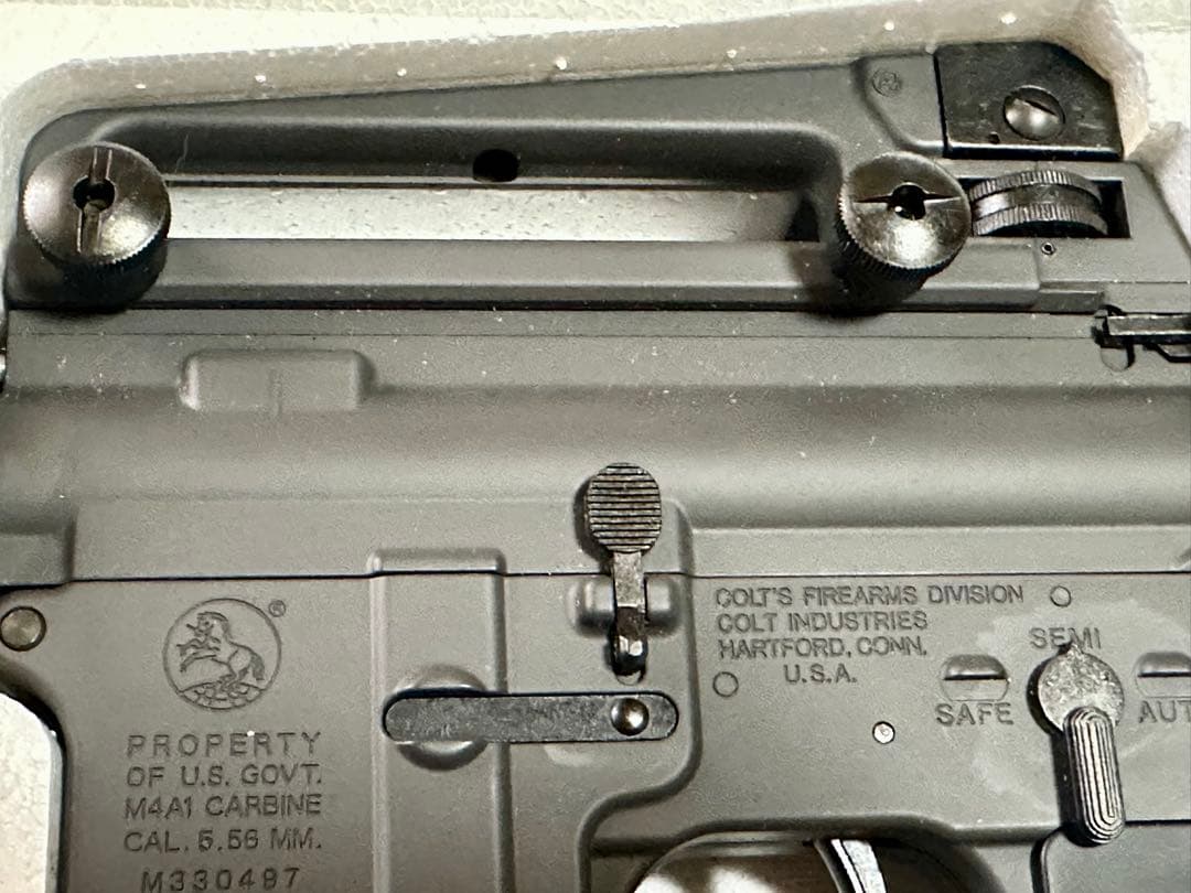未使用 東京マルイ 電動ガン Colt M4 A1 CARBINE