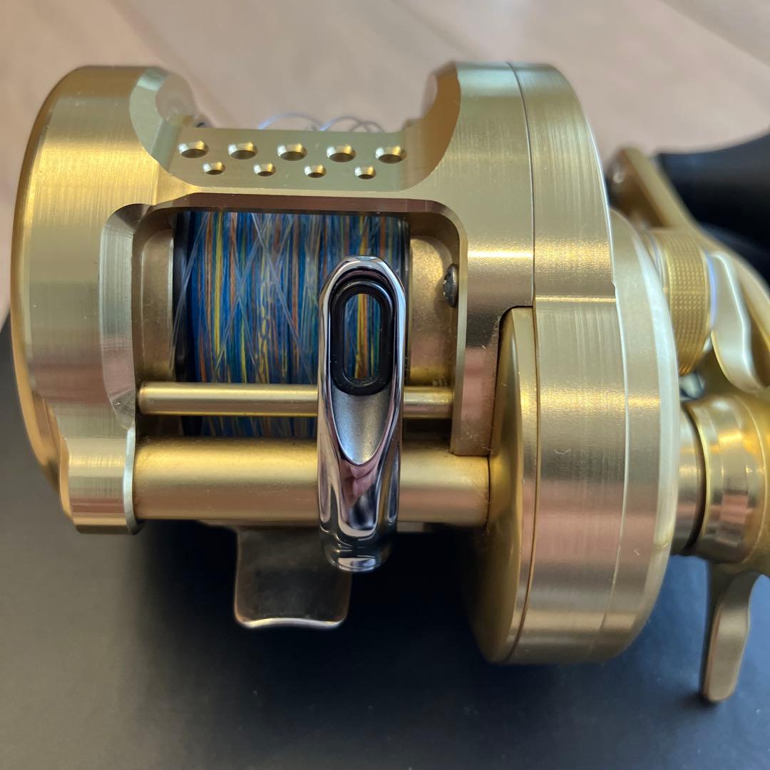 SHIMANO 15 OCEA CONQUEST 301HG ベイトリール