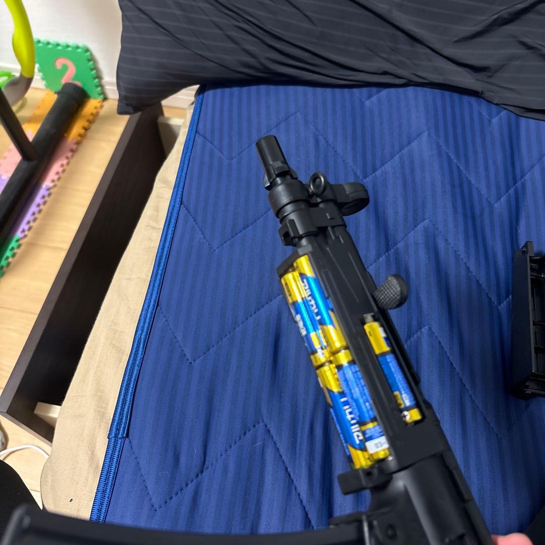MP5 電動ガン ブラック マガジン付き