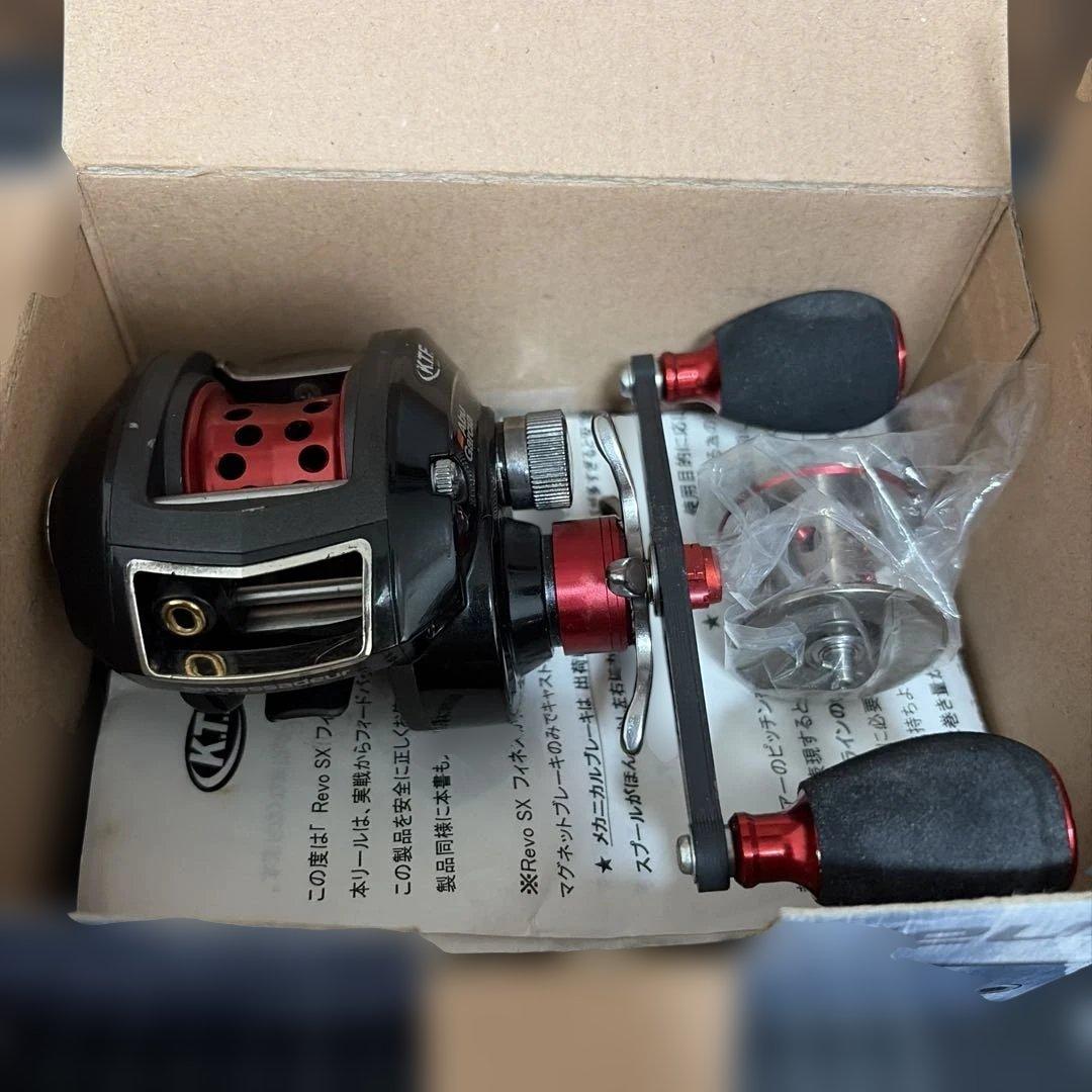 アブガルシア REVO SX-HS L左ハンドル　ZPIイナーシャハンドル付き