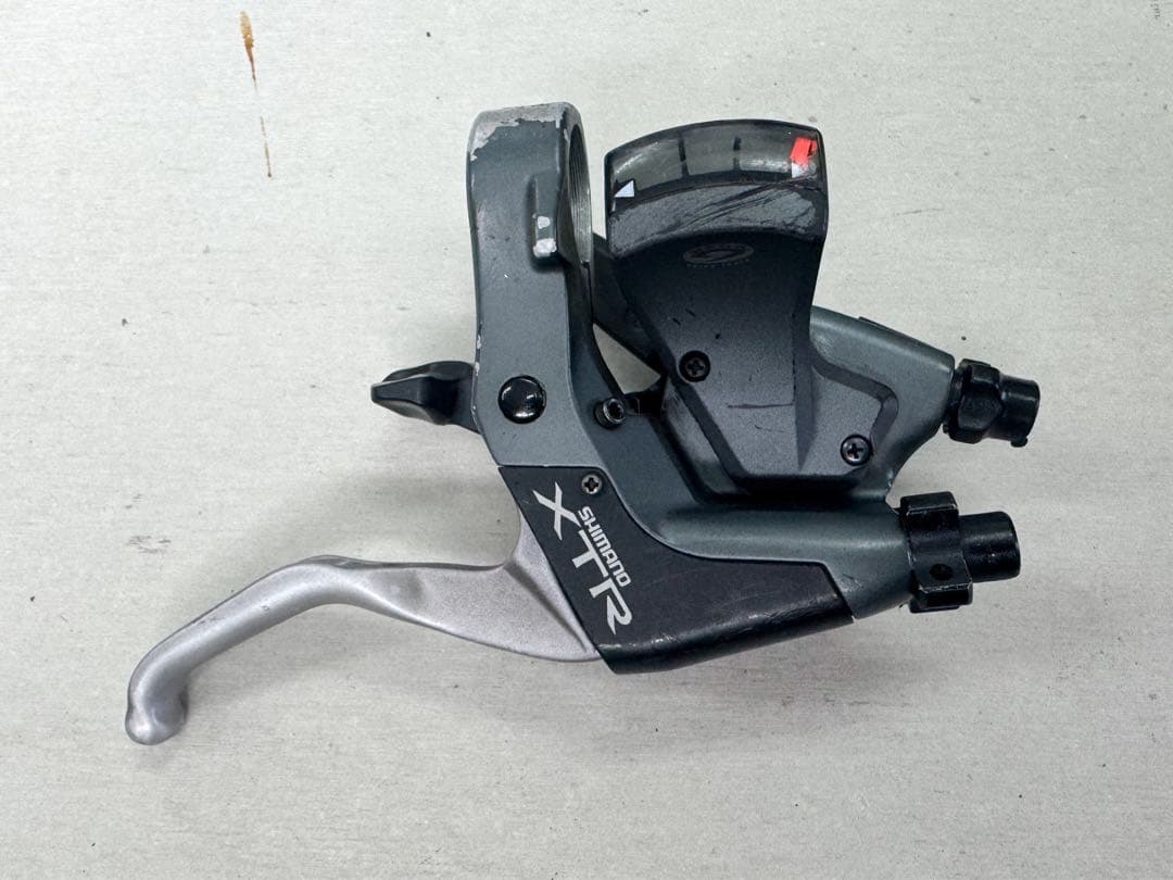 SHIMANO ST-M952 XTR 3×9速
