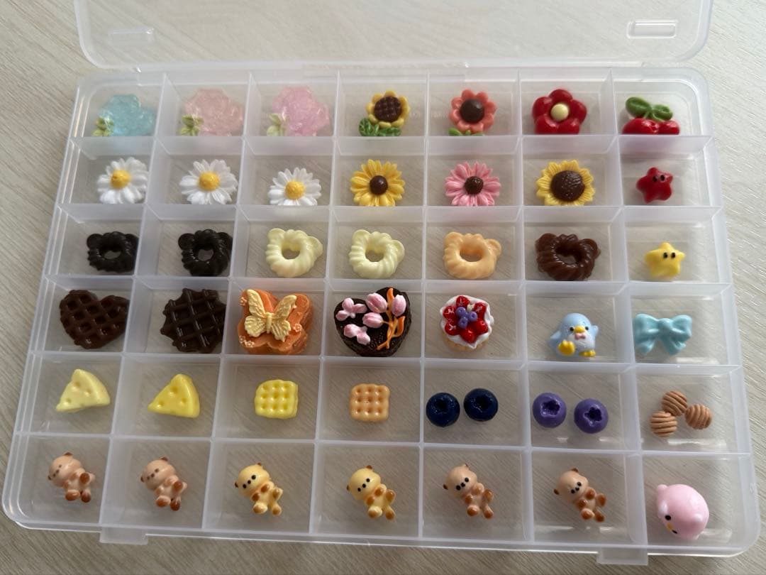 squeeze ミニスクイーズ　花　スイーツ　動物　収納ケース付き　49点